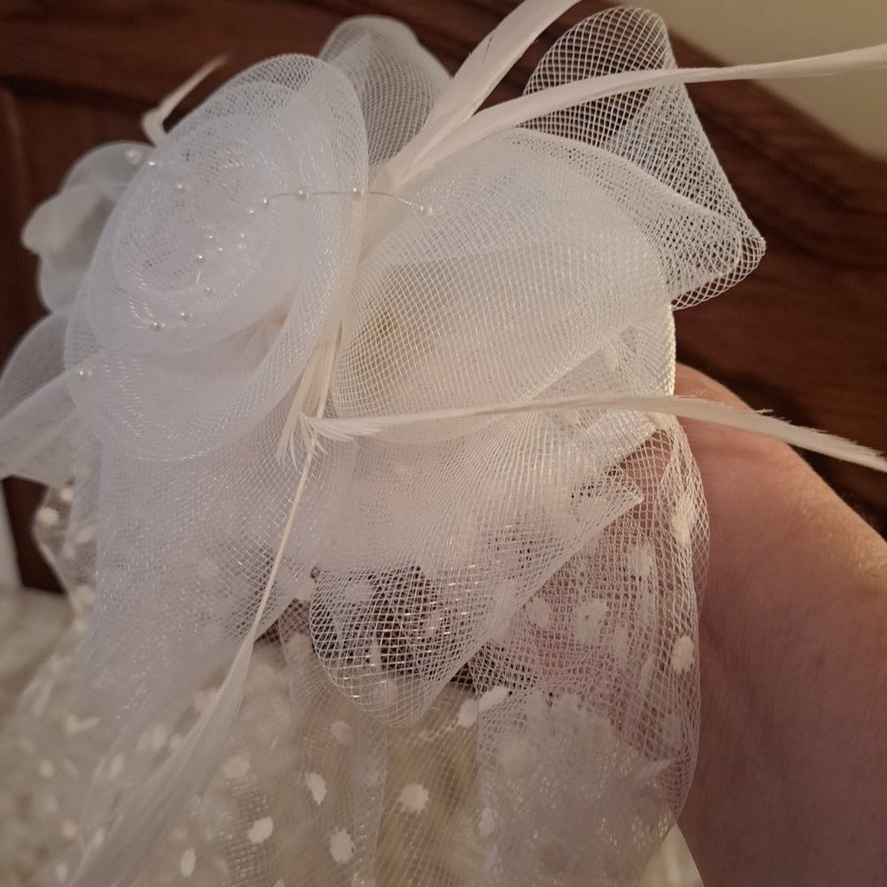 White Facinator With Attached Snood - image 6